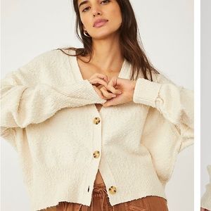Free People”found my friend” cardigan xs
